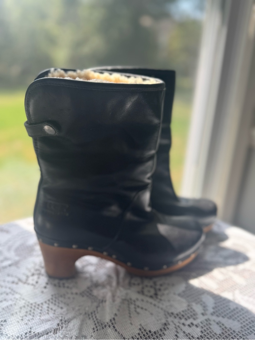 Black Shearling-Lined Women's Leather Clog Boots